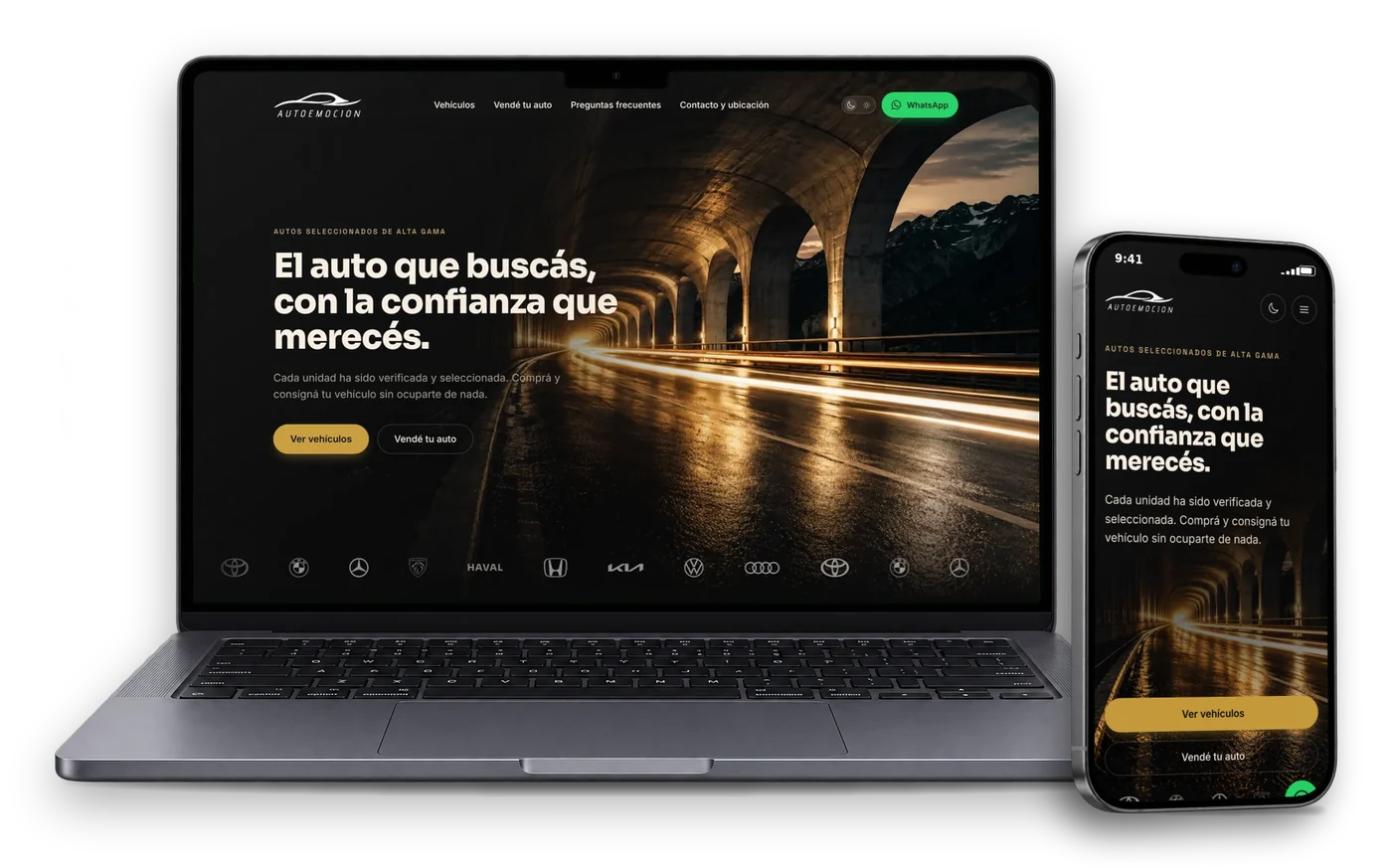 Portada del sitio nuevo de Autoemoción en modo oscuro, con la propuesta y los botones Ver vehículos y Vendé tu auto, en notebook y teléfono